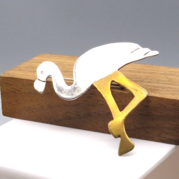 Vintage Mixed Metals Flamingo Brooch, Whimsical Bird in Silver and Brass - Picture 3 of 4
